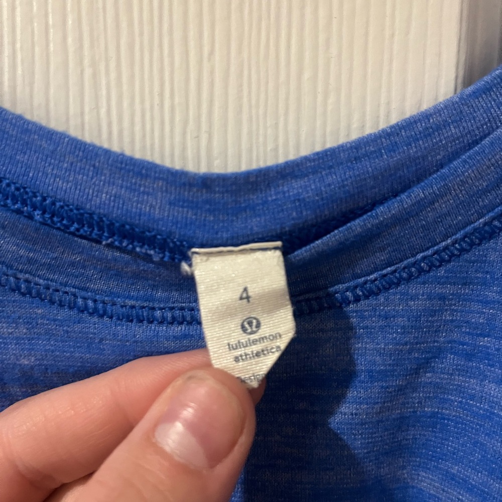 Size 4 Blue Lululemon Cotton knit tank top!! - Picture 3 of 3